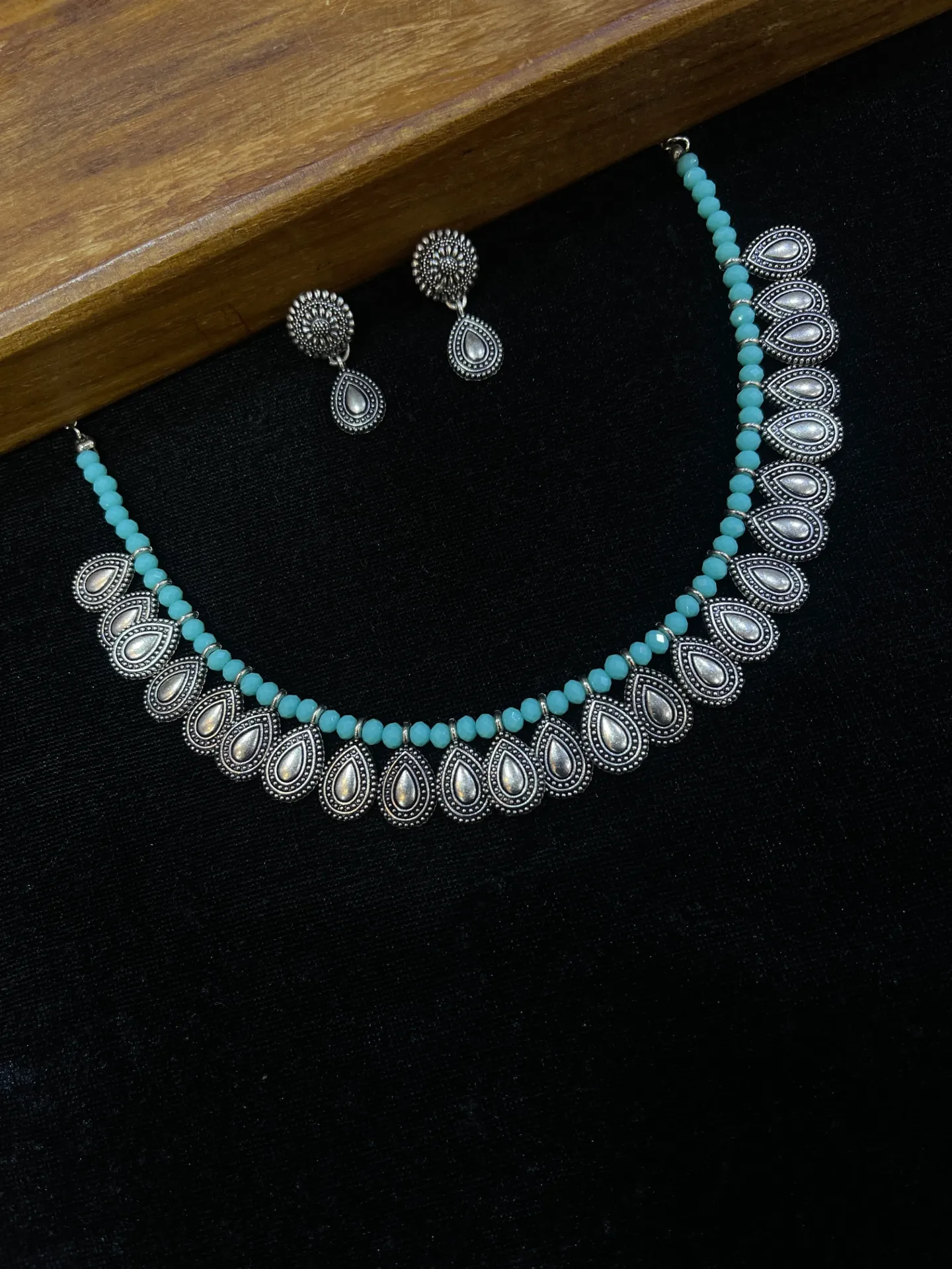 light Blue Pearl Oxi Necklace -N74