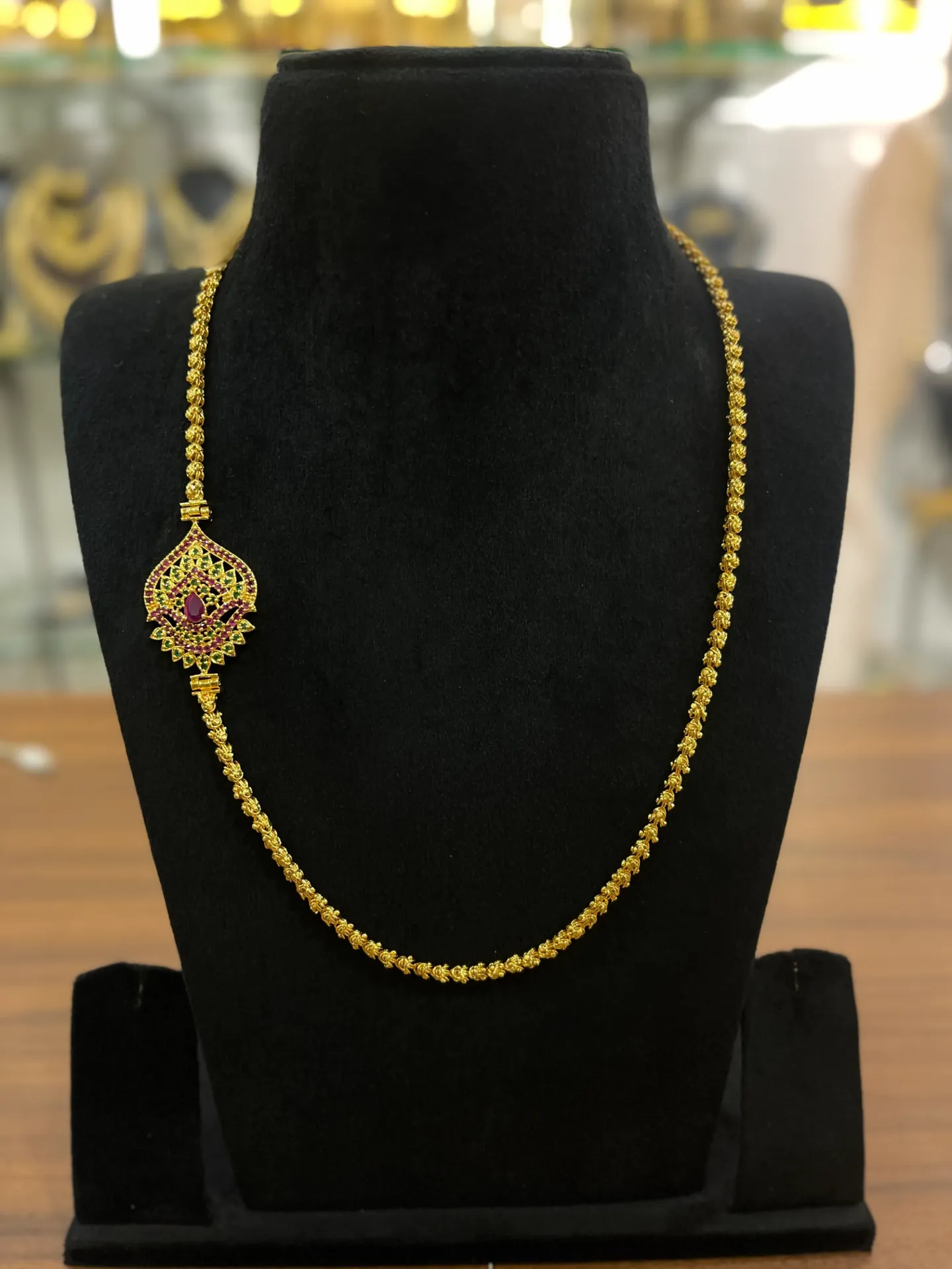 Exquisite Mogappu Necklaces | Traditional Side Pendant Chains MGP 25