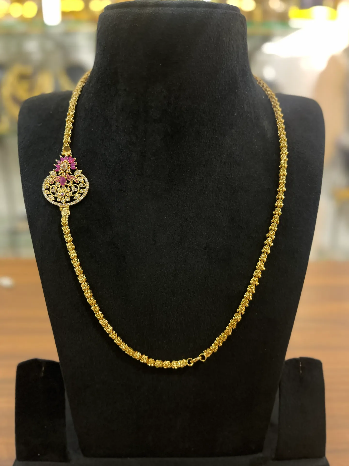 Exquisite Mogappu Necklaces | Traditional Side Pendent Chains MGP 26