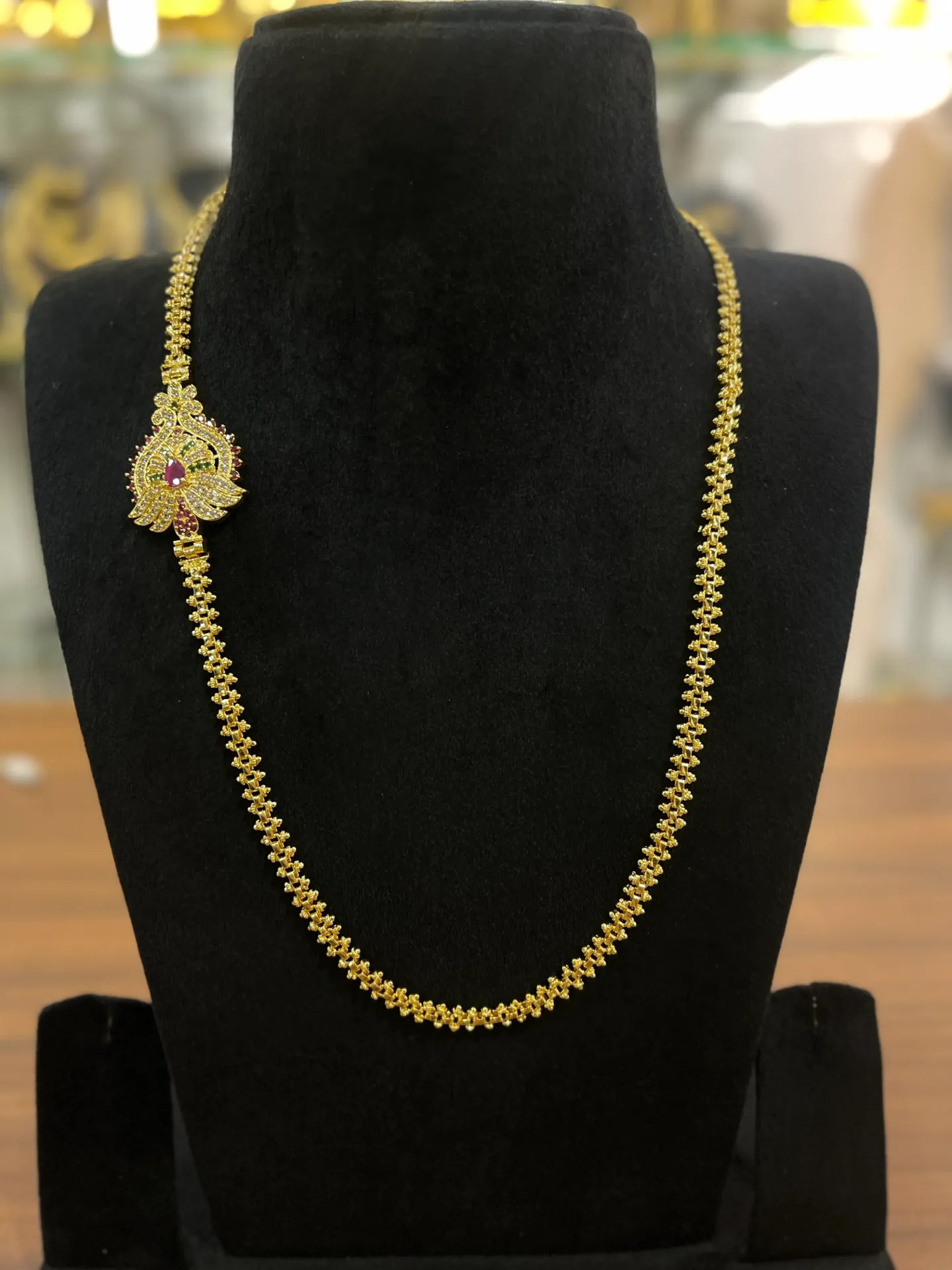 Exquisite Mogappu Necklaces | Traditional Side Pendent Chains MGP 27