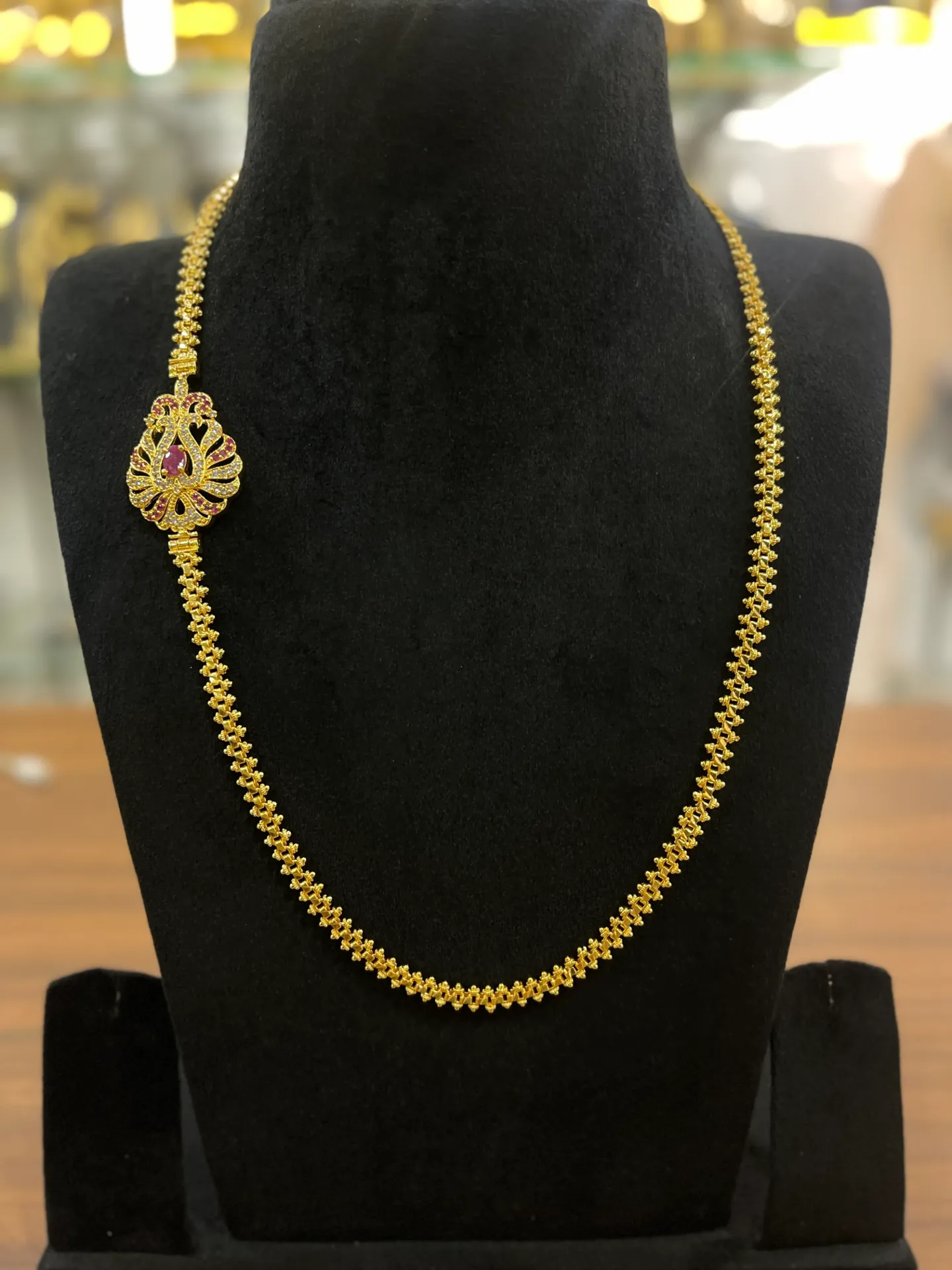 Exquisite Mogappu Necklace | Traditional Side Pendent Chains MGP 30