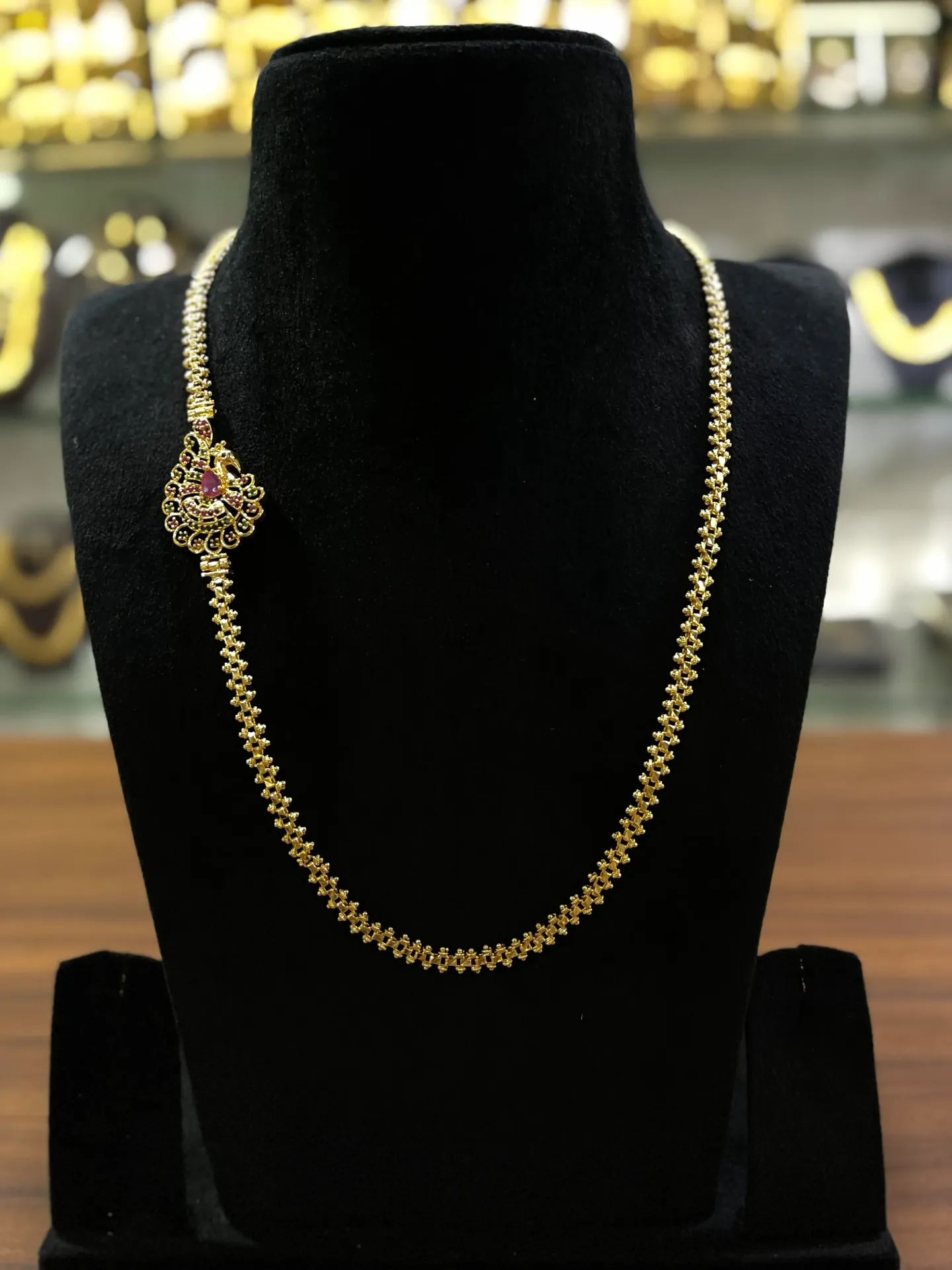 Exquisite Mogappu Necklace | Traditional Side Pendent Chains MGP 49