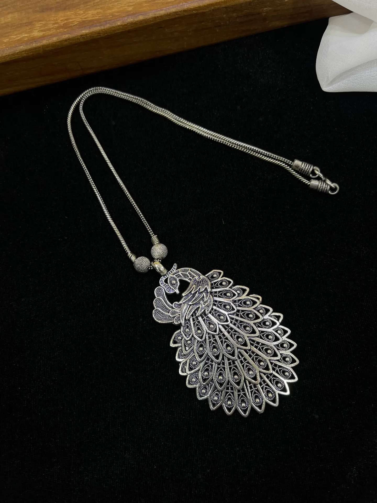 Peacock Pendent With Chain-N80