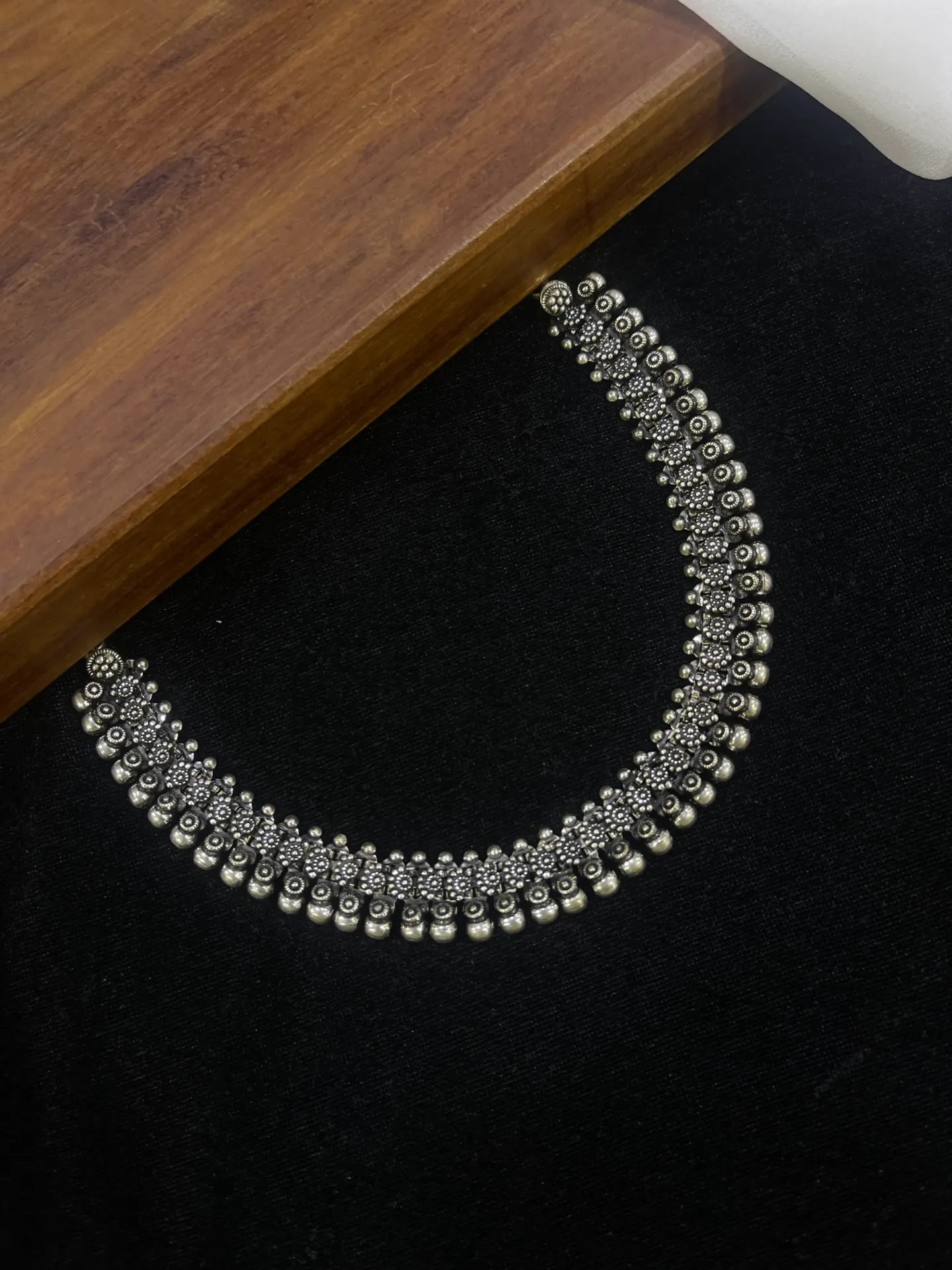 [Necklace95] Floral And Black Oxi Necklace-N95