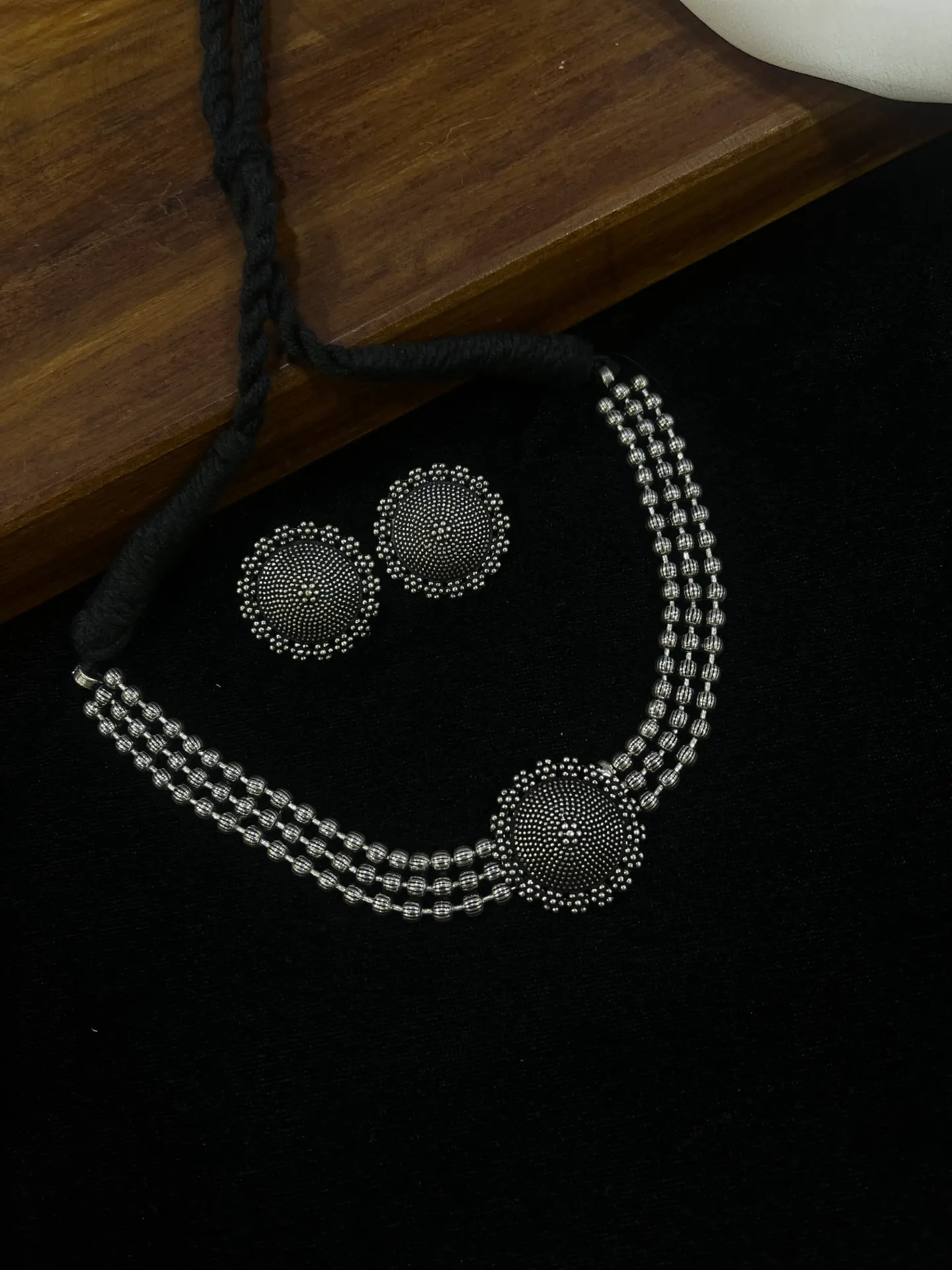 Floral Design Oxi Necklace -N96