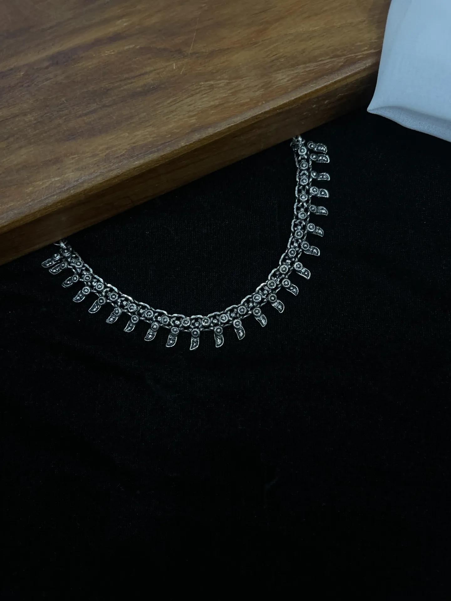 Floral Design Oxi Necklace -N121