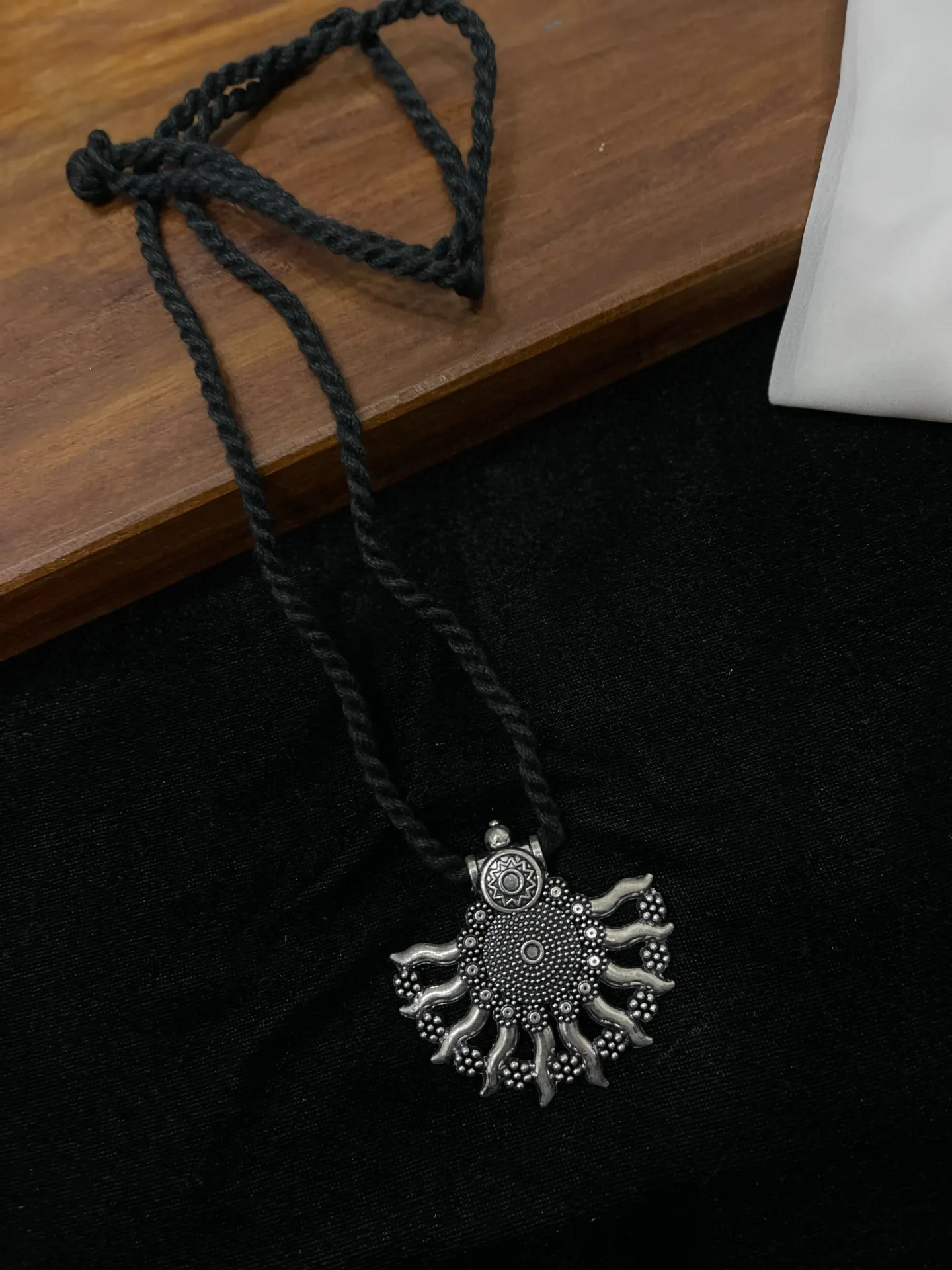 Trending Oxi Necklace -N163