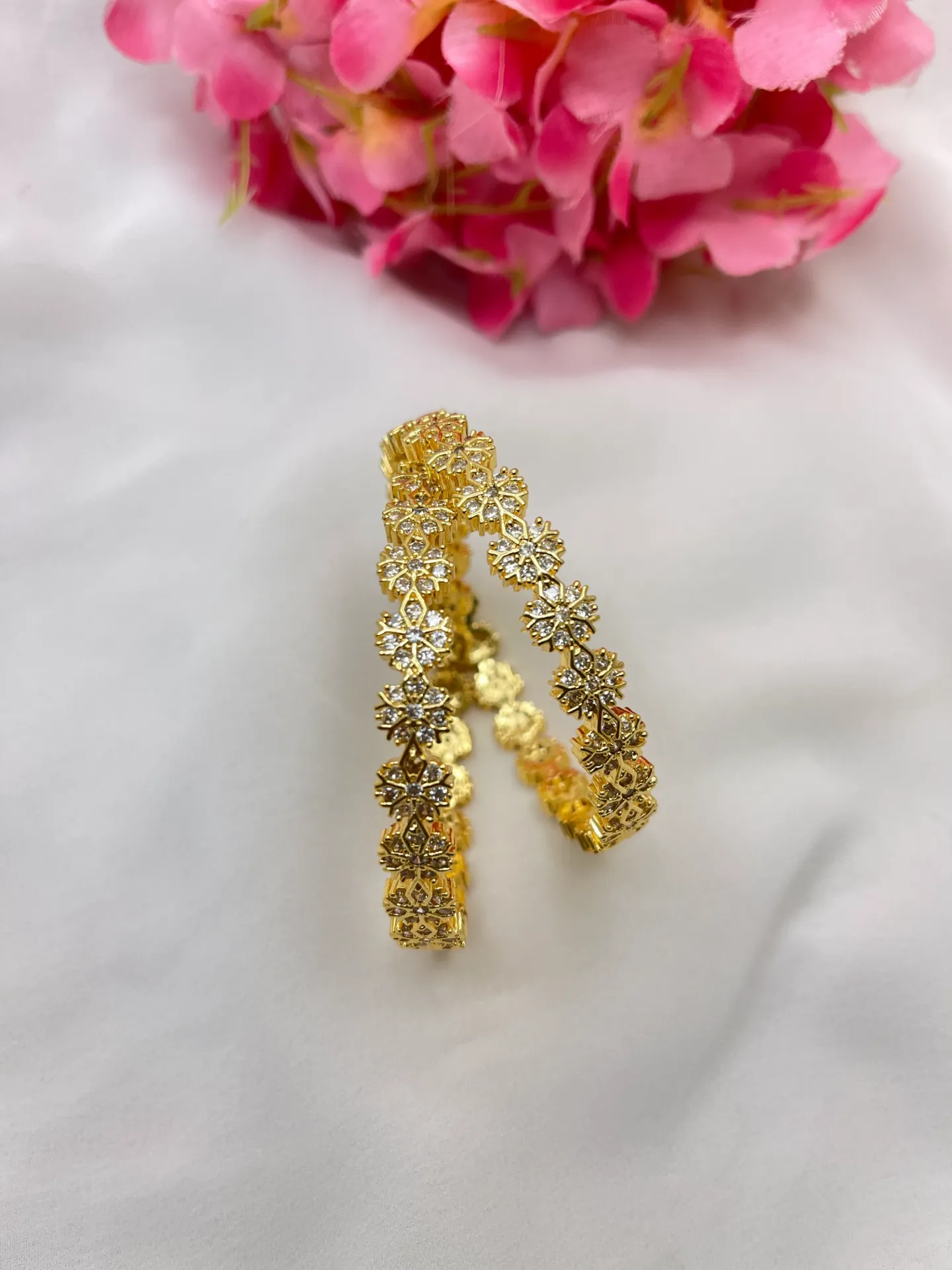 [B11 2.4] Flower Design Bangles -B11 (2.4)