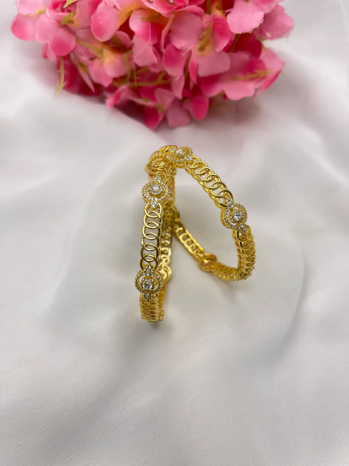 [B30 2.4] Gold Plated With White Stone Bangles -B30 (2.4)
