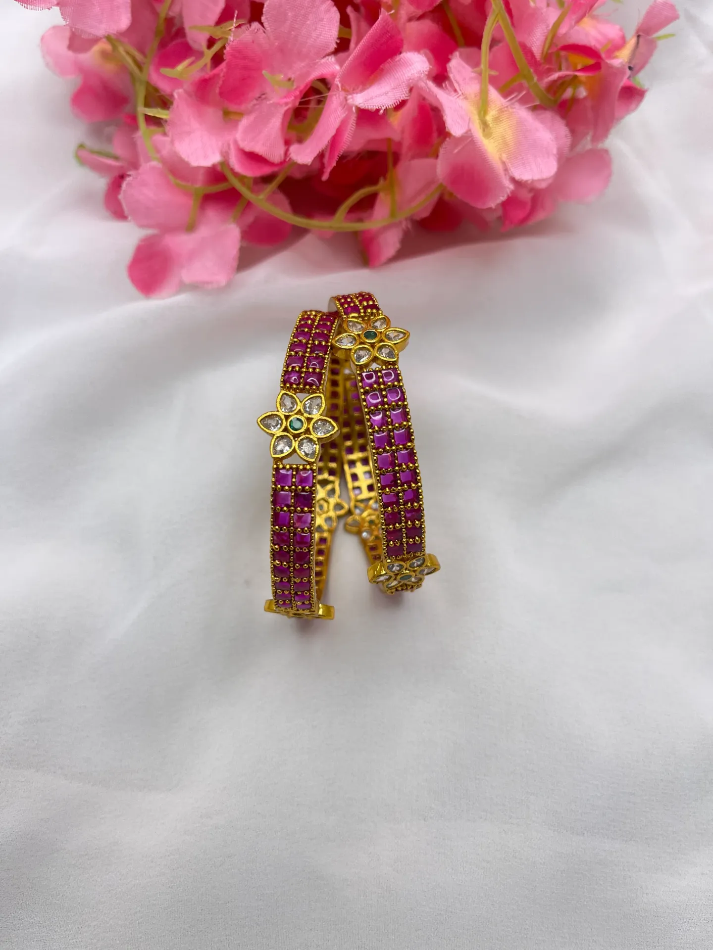 [B61 2.4] Pink Stone With Flower Design Bangles -B61 (2.4)