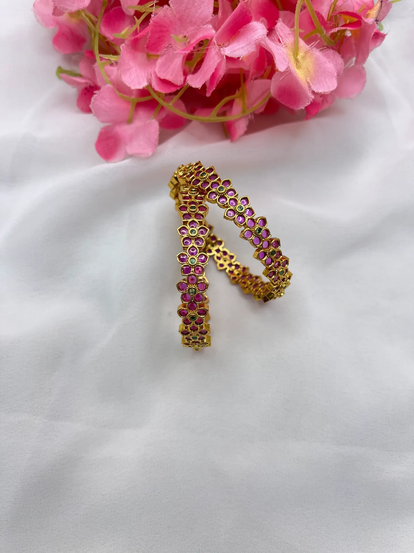 Elegant Gold Bangles With Pink Flowers -B67