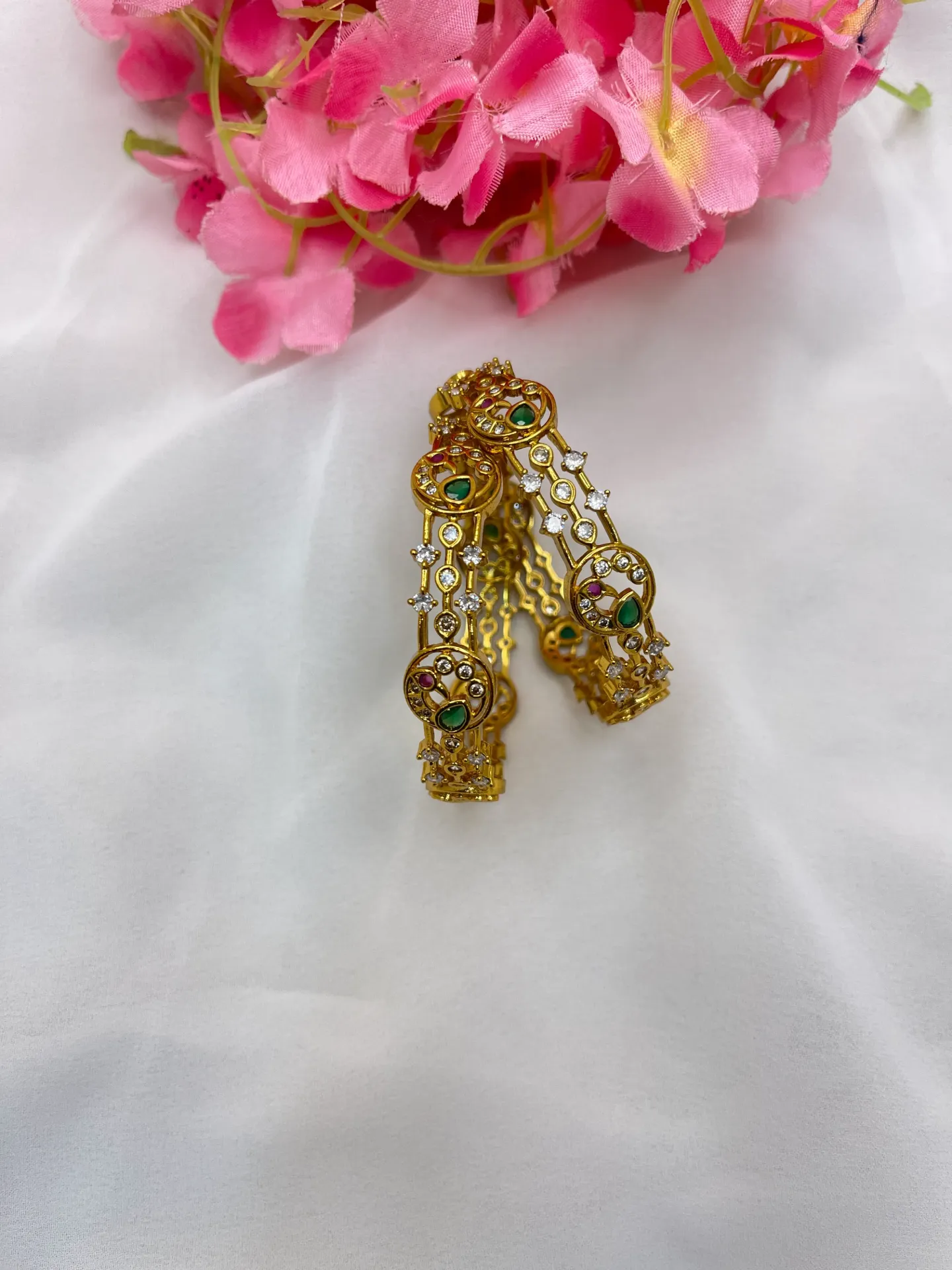 Round Shape Peacock Bangles-B89