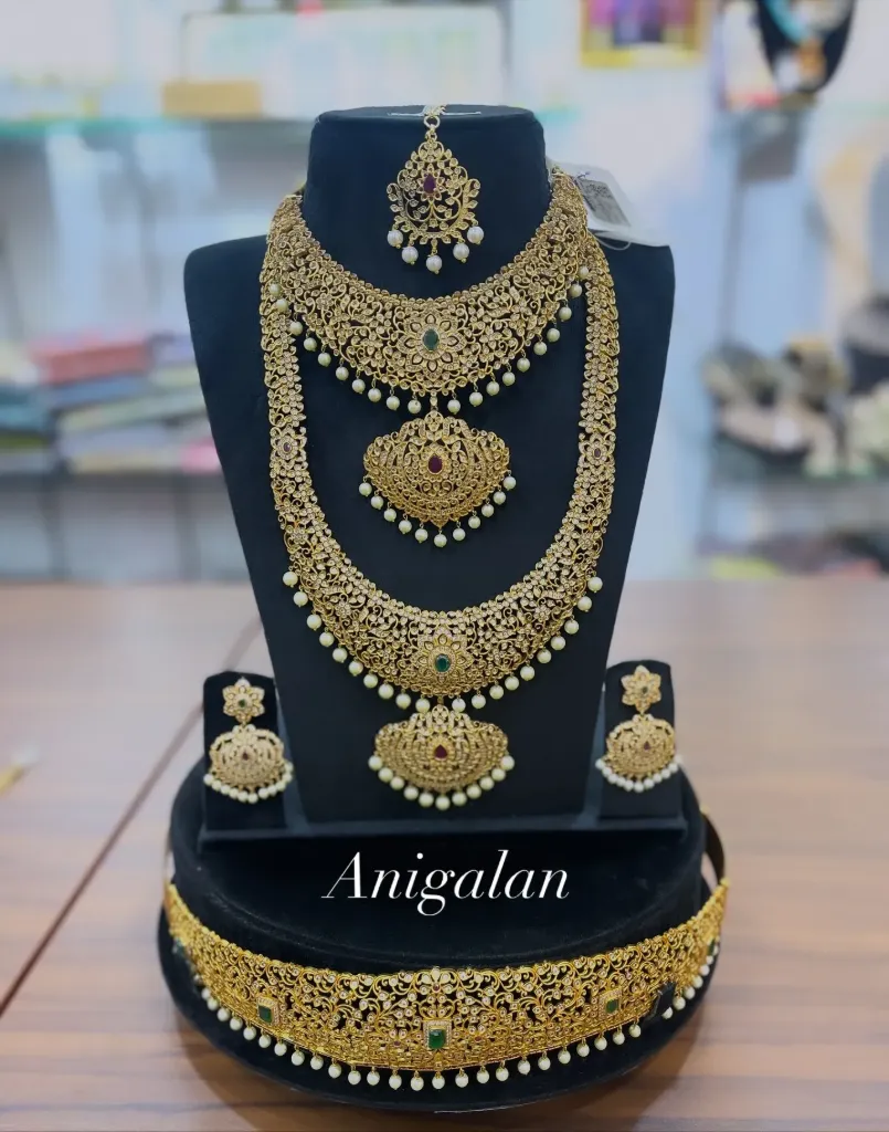 [BD Antique 19] Stone Emerald Antique Set