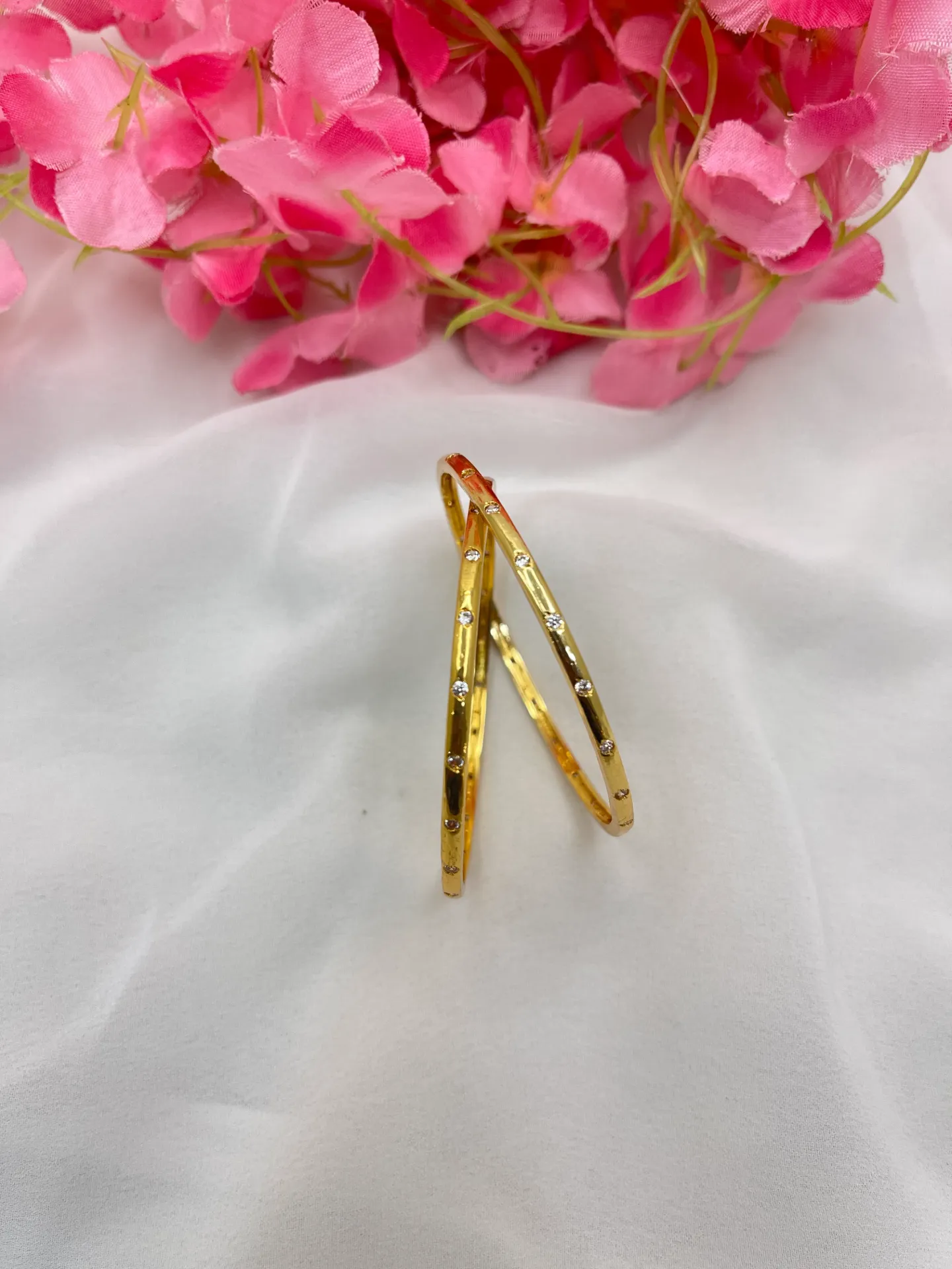 Simple Design Bangles -B106