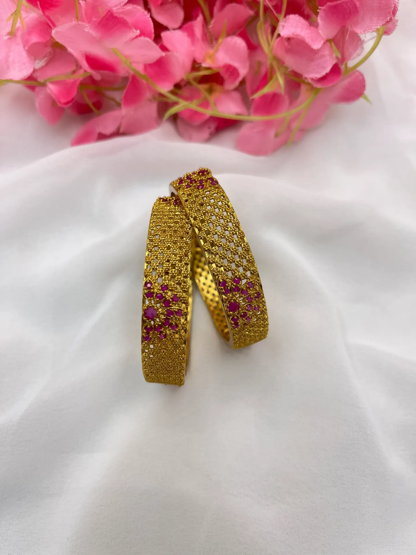 Flower Design Bangles-B131