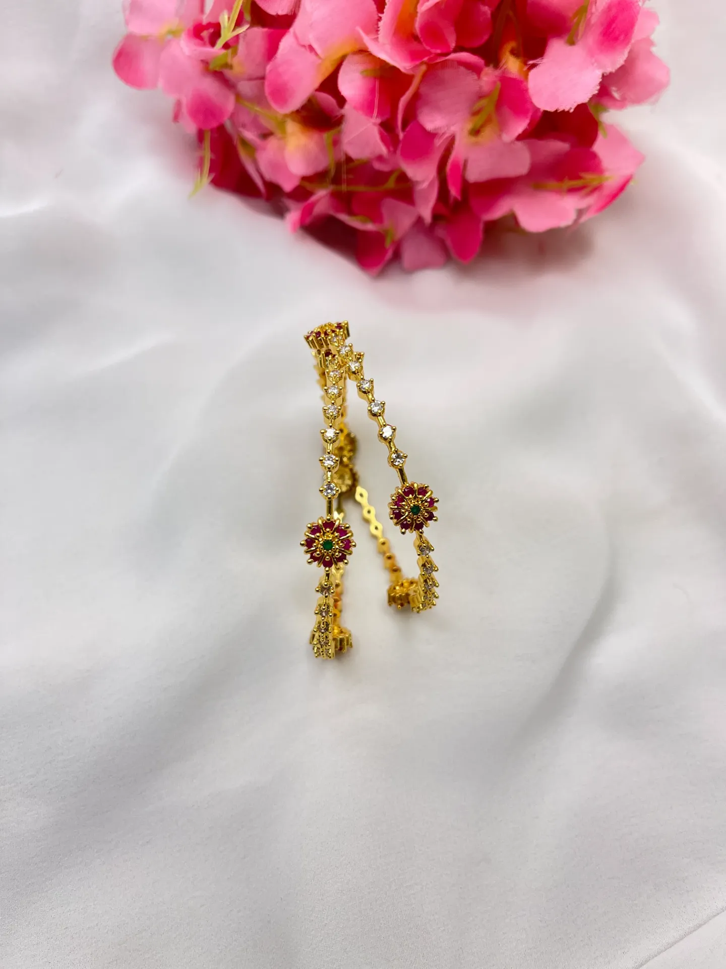 Flower Design Bangles -B148