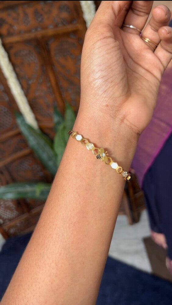 Bracelet - gold