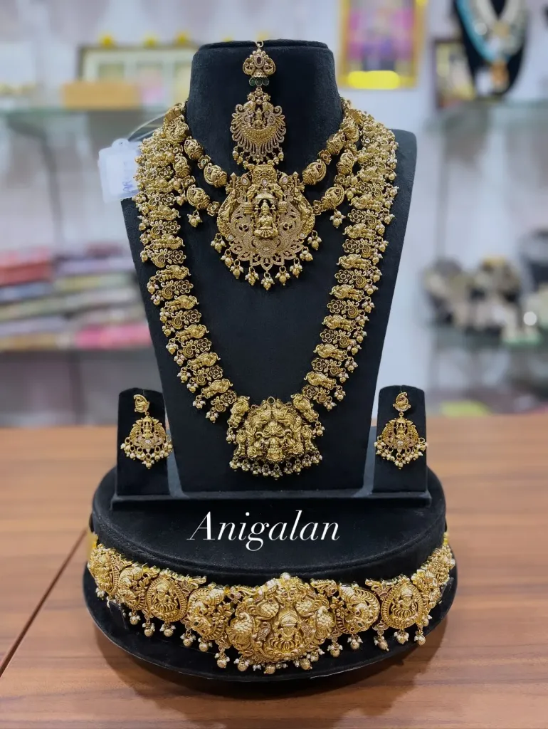 [BD Antique 08] Lakshmi Classic Shine Bridal Set