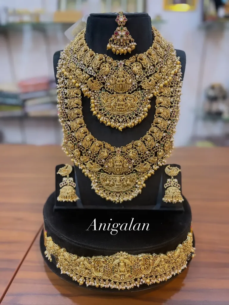 [BD Antique 26] Luxury Lakshmi Bridal Set