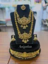 Elegant Antique Gold Jewellery Set