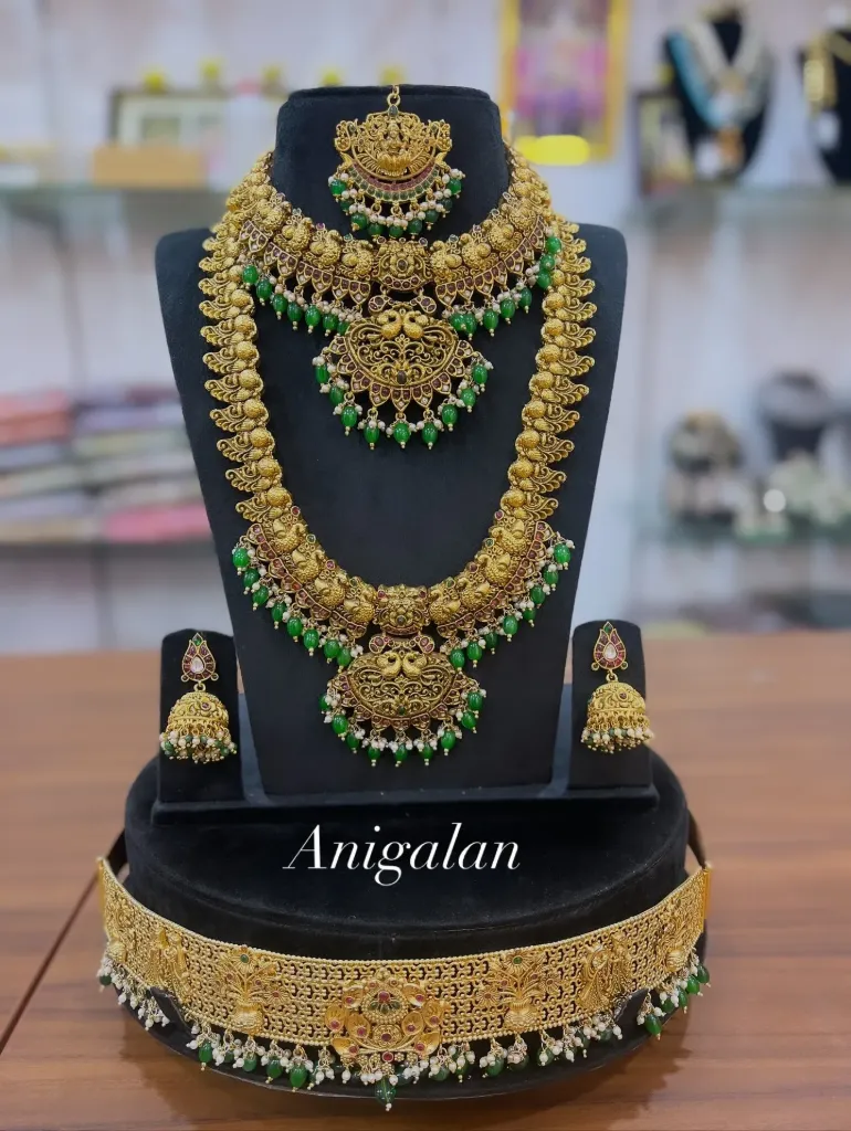 [BD Antique 50] Peacock Divine Bridal Set