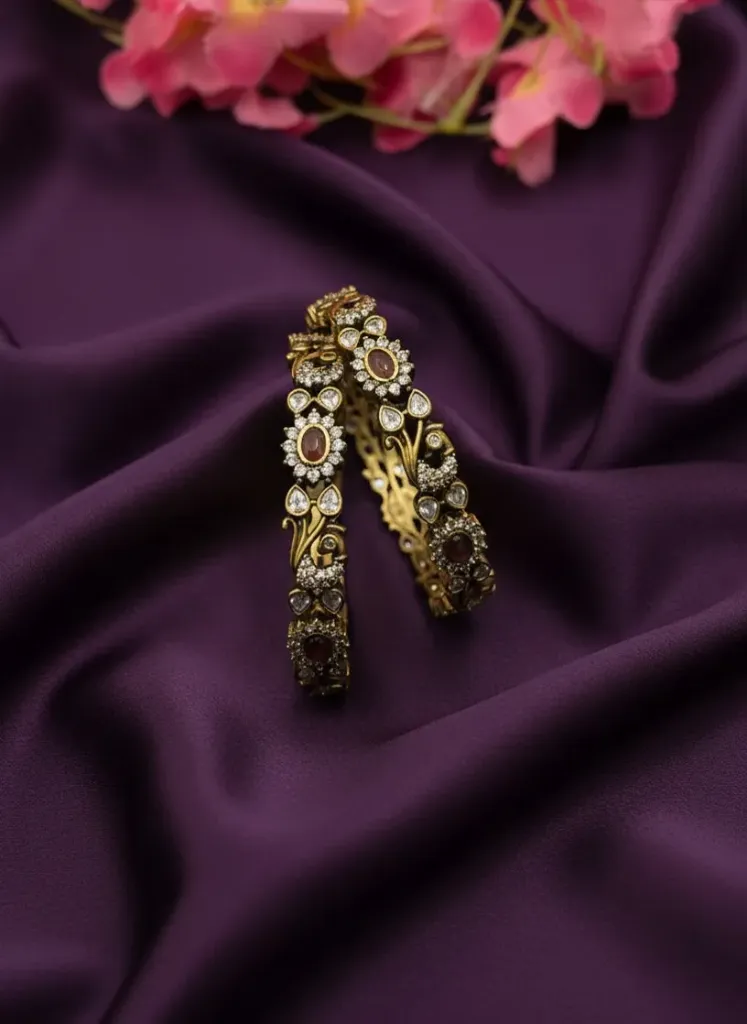 [B227 2.4] Victorian Antique Finish Bangle-B227 (2.4)