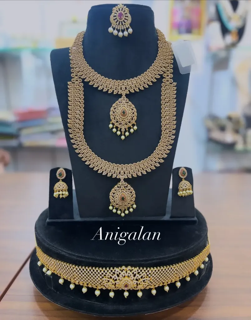 [BD Antique 63] White Stone Pearl Set