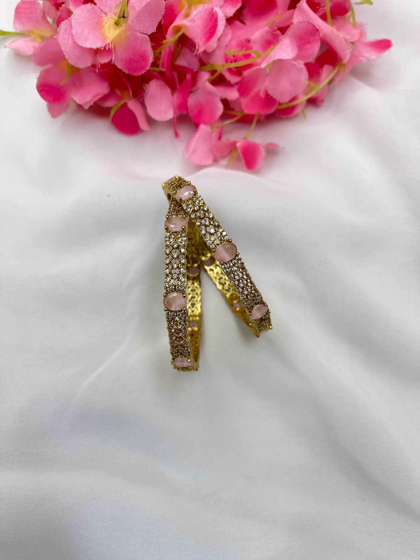 [B247 2.4] Baby Pink Stone Bangle-B247 (2.4)