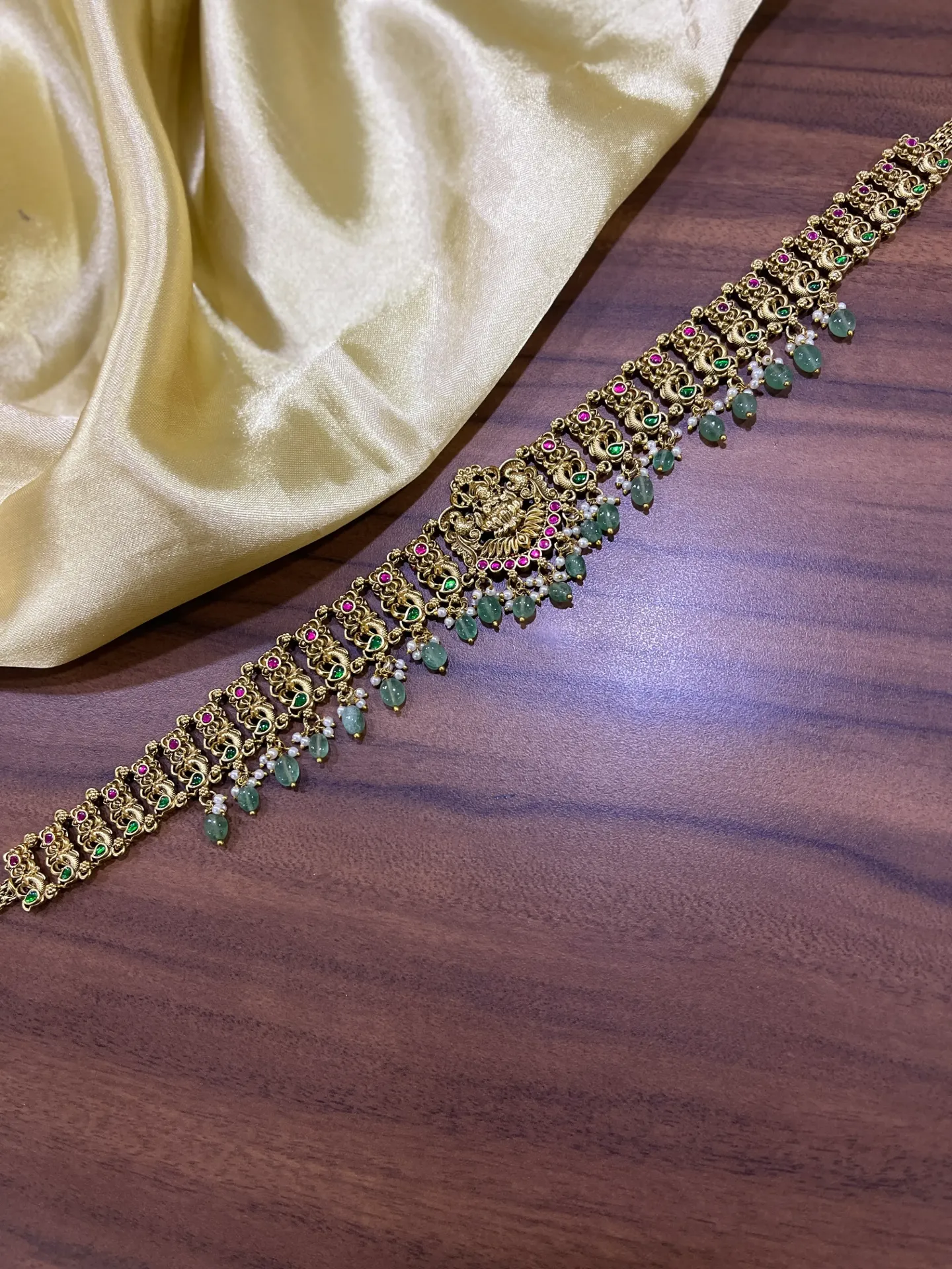 Temple Design With Green Beads Hipchain-HB080
