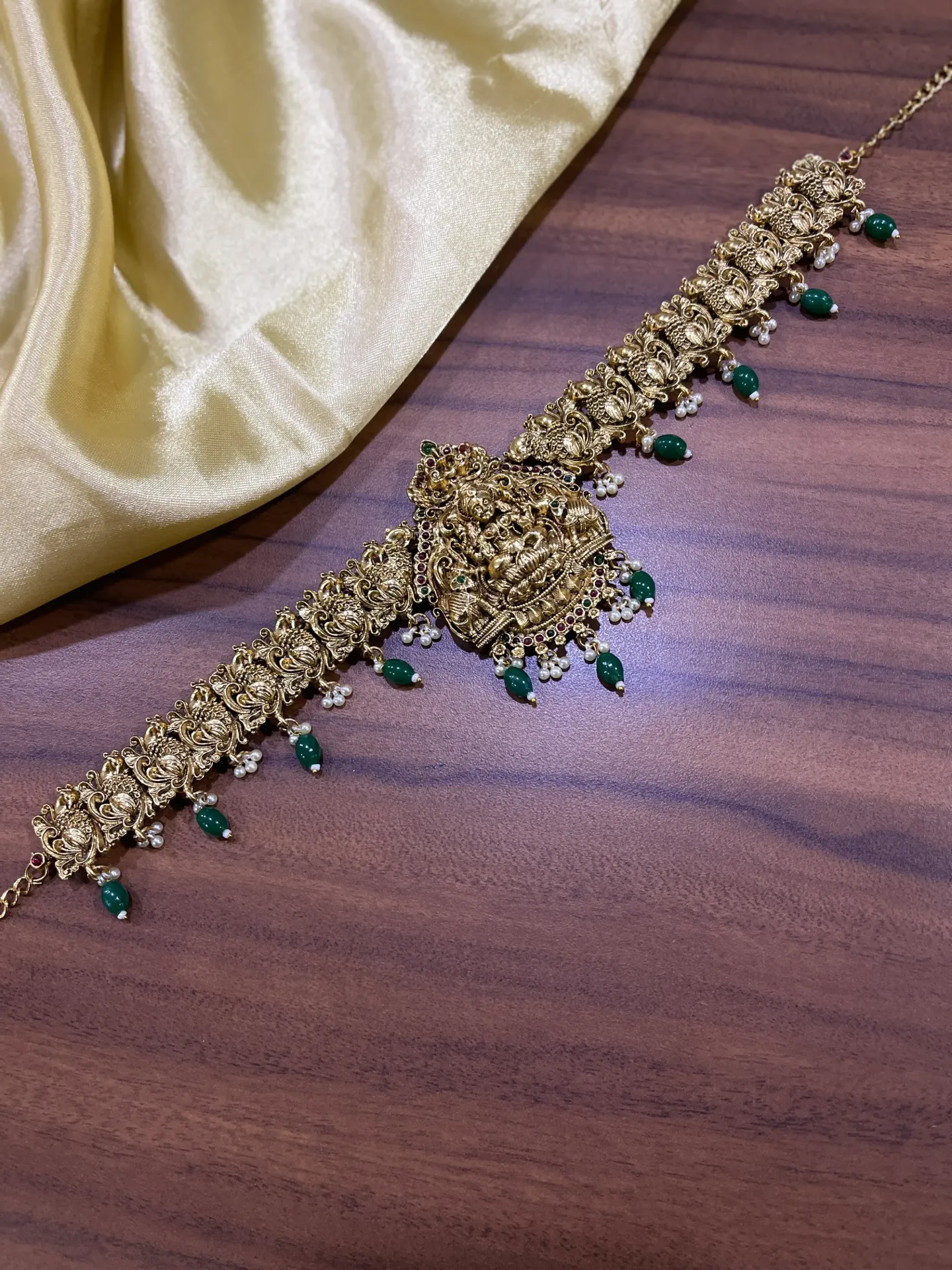 Peacock Design Hipchain -HB081