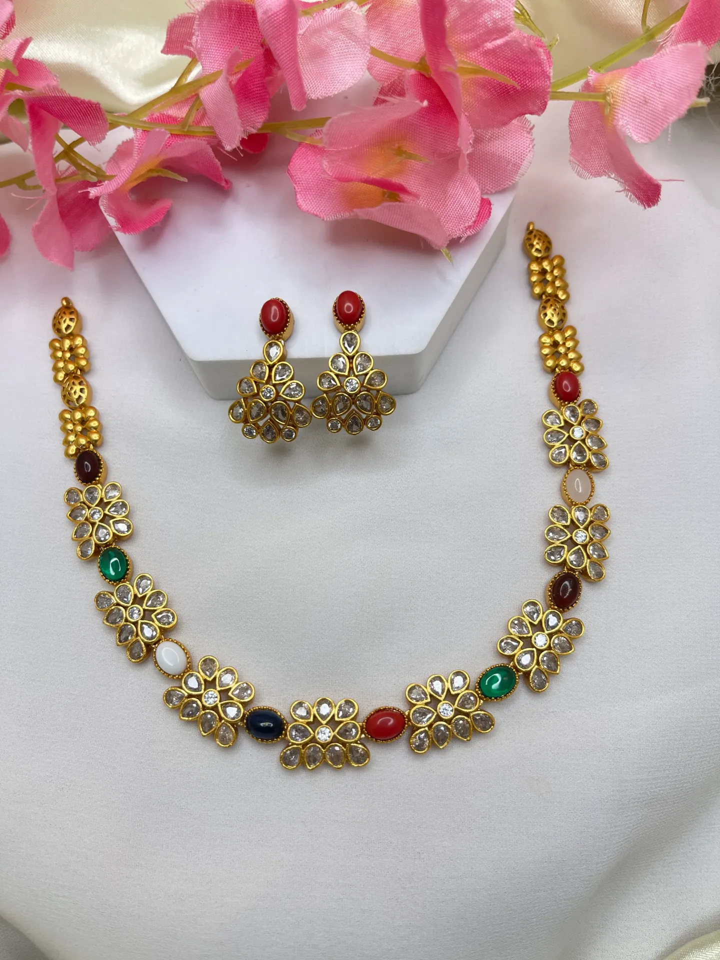 Floral Design Antique Necklace and Earrings -N177
