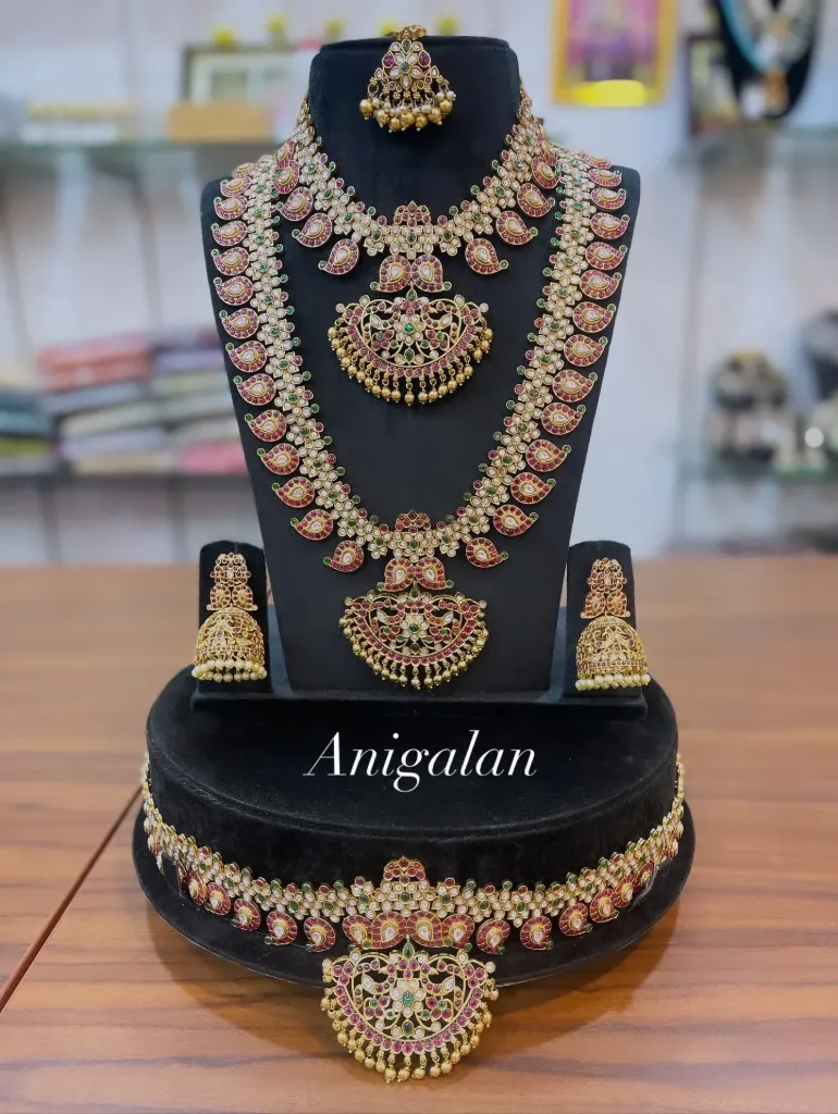 [BD Antique 70] Kemp Stone Manga Bridal Set