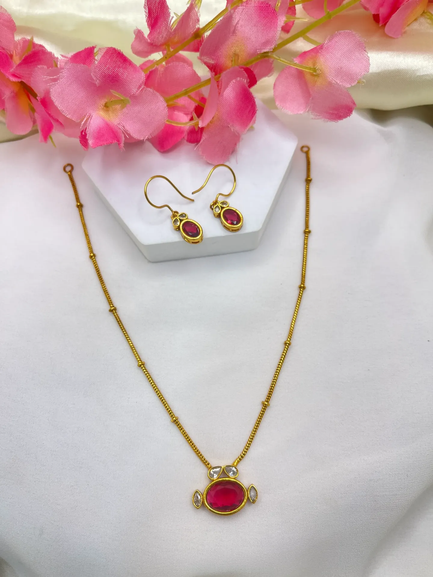 Single Stone Pendent With Chain -N200