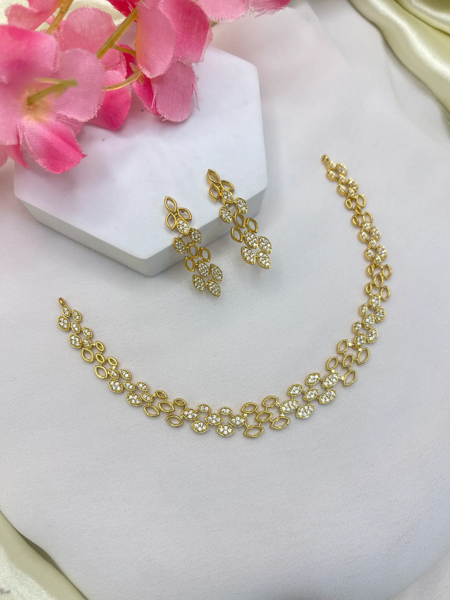 Golden White Stone Necklace -N206