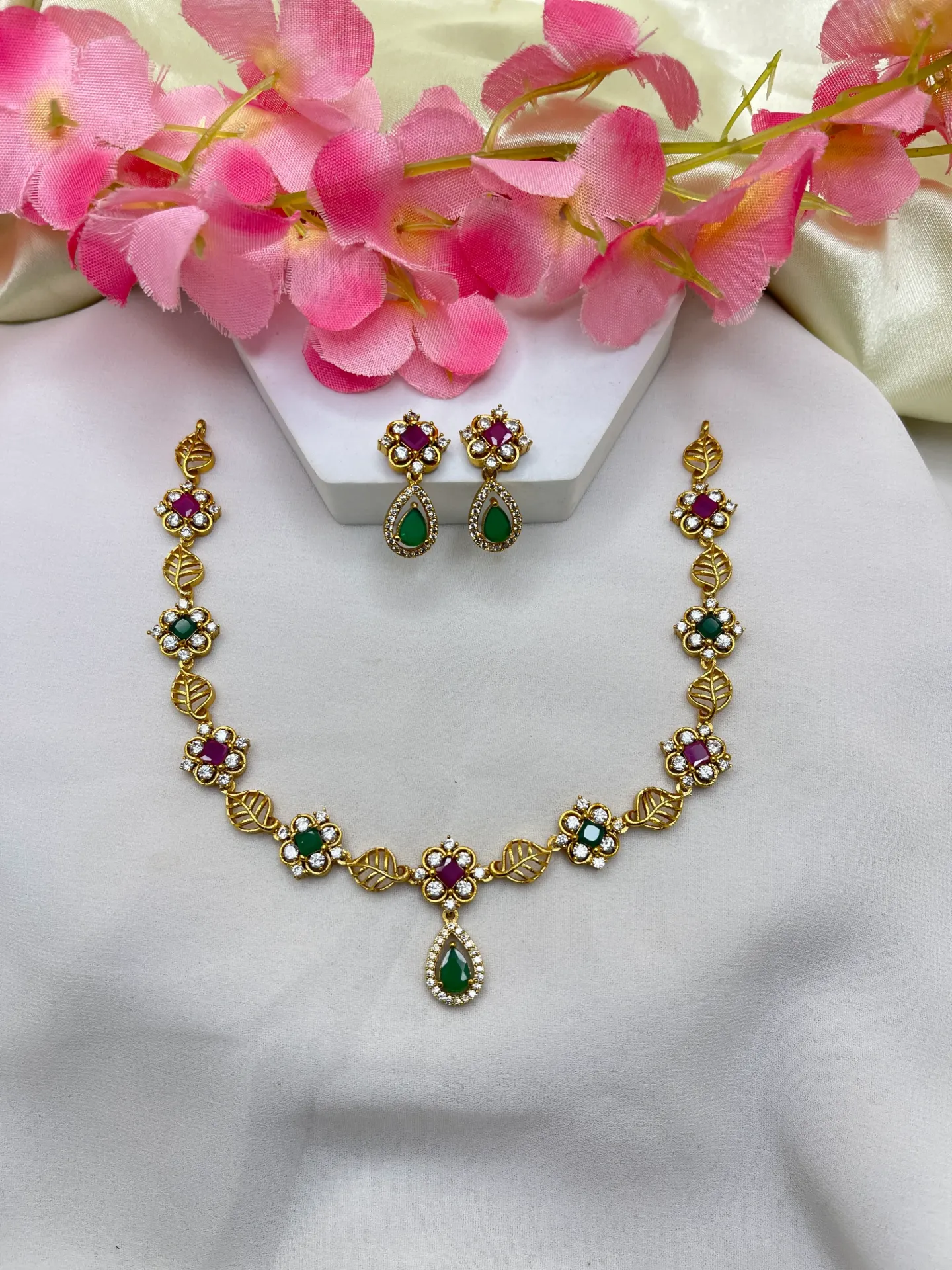 Multi Stone Flower Necklace -N238