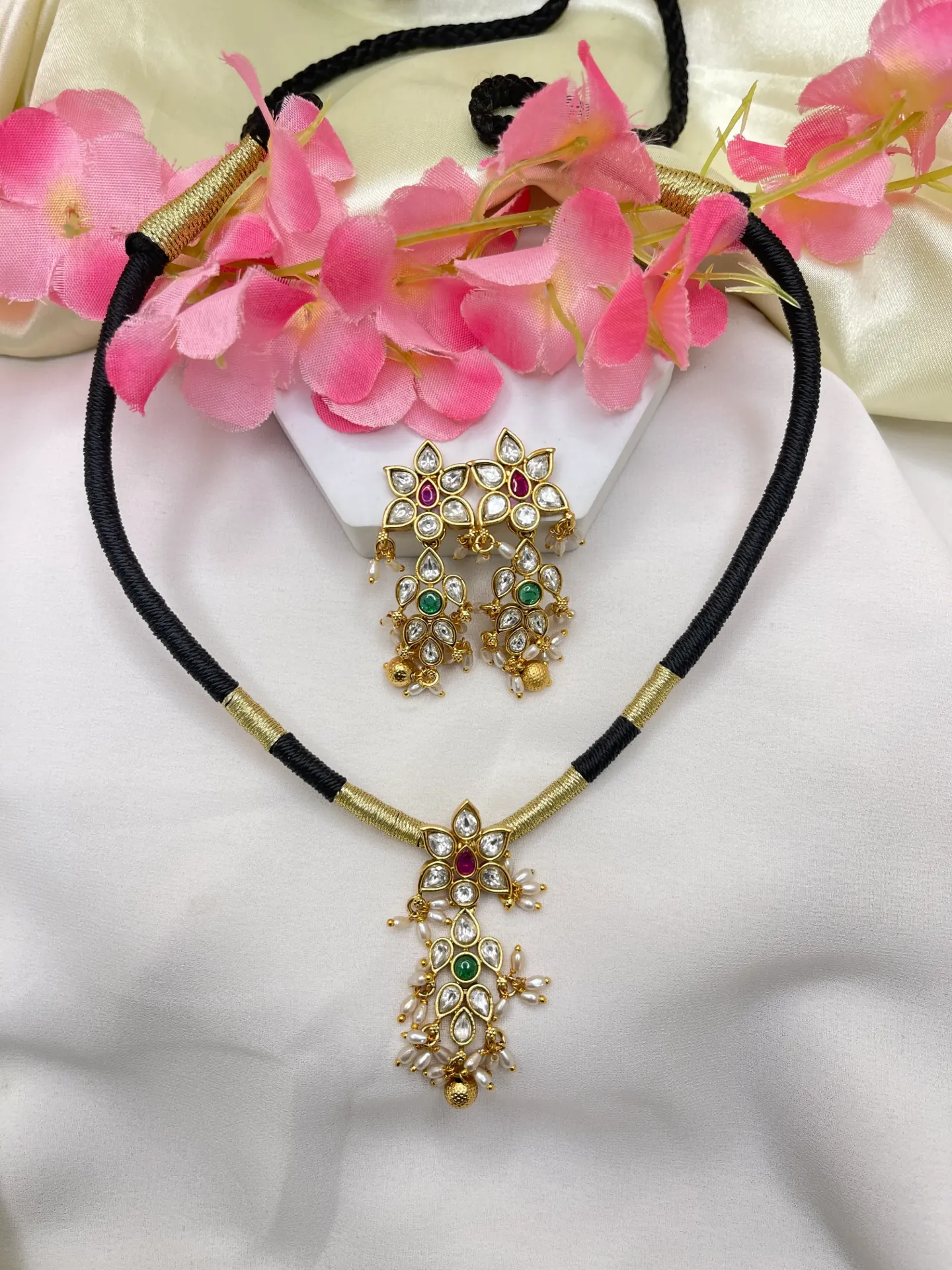 Black Thread Kundan Stone Necklace-N256