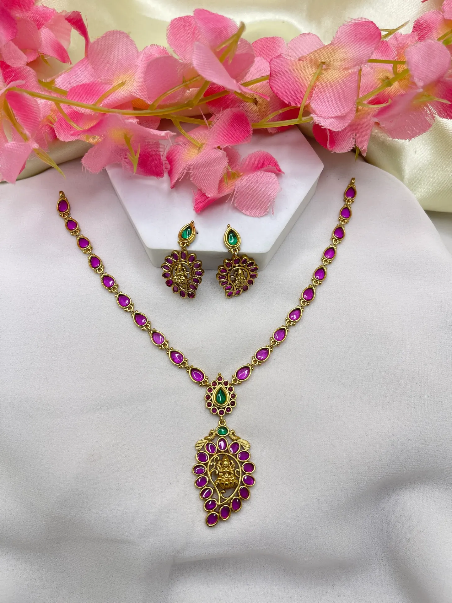 Ruby Kemp Stone Necklace-N288