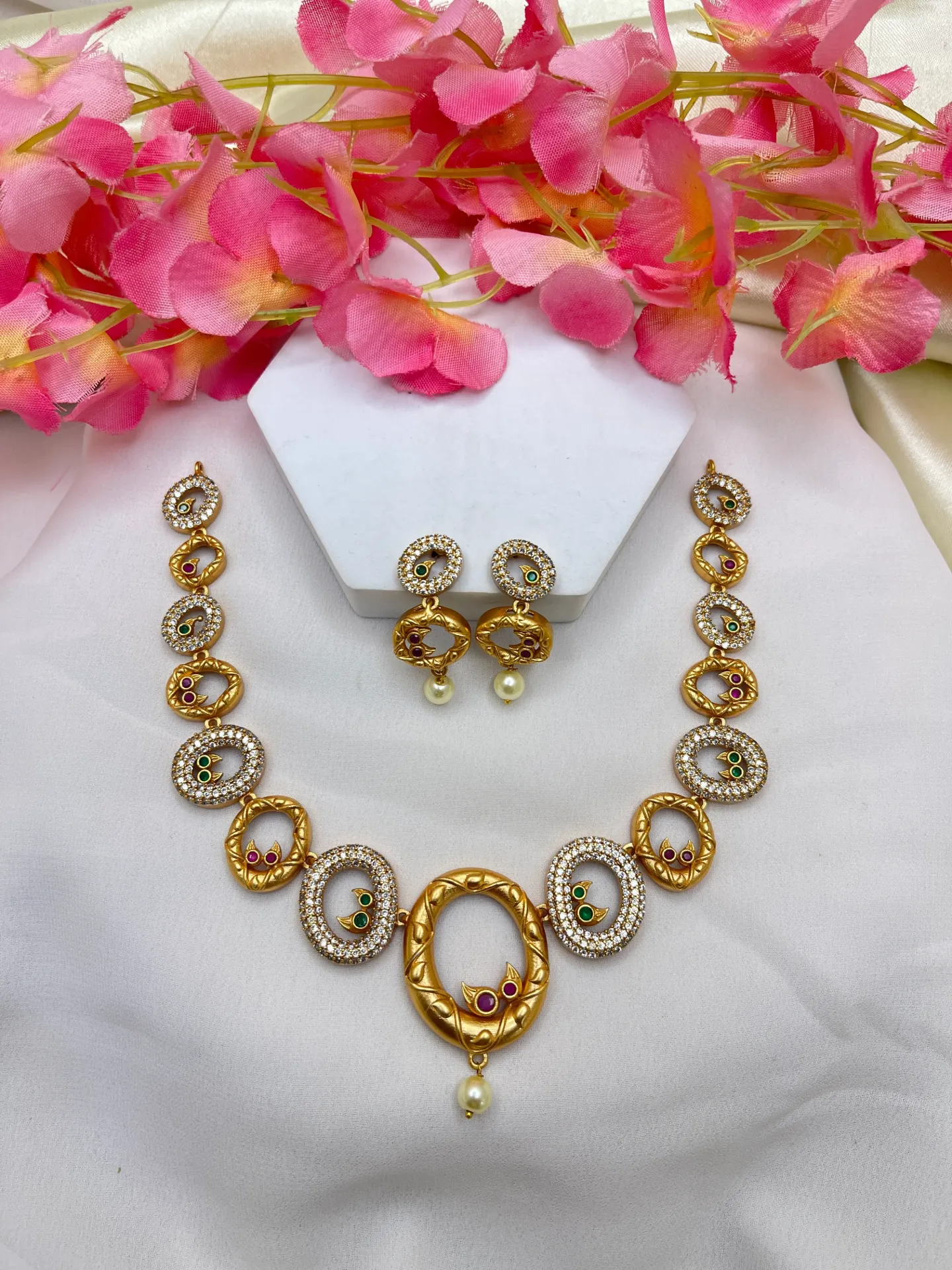 Antique Necklace -N303
