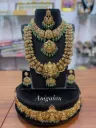 Maharani Jewellery Set With Green Beads