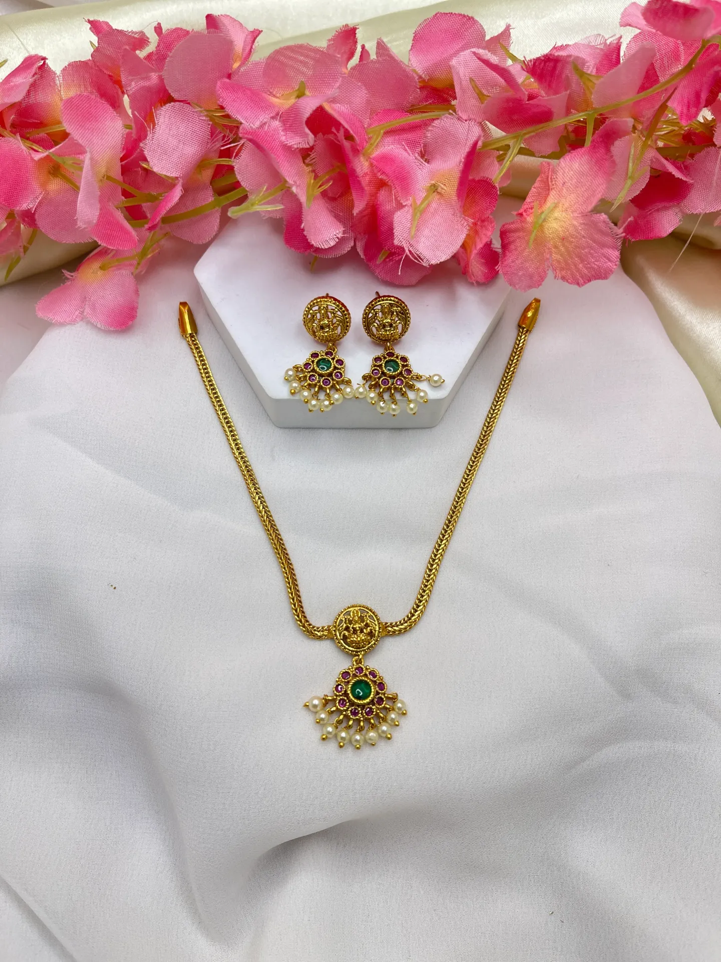 [Necklace 313] Pink Stone With White Beads Necklace -N313
