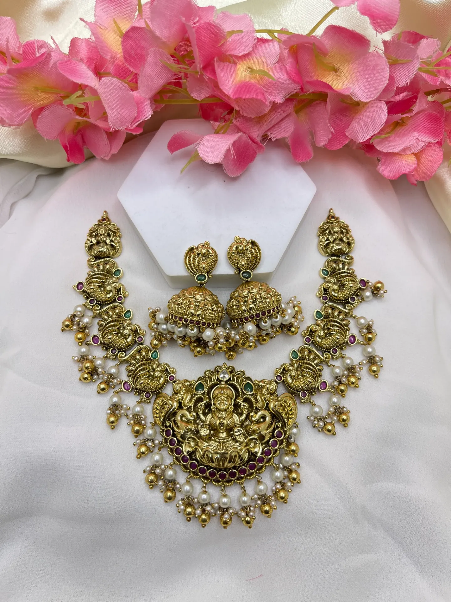 Lakshmi Design Necklace And Earrings-N318