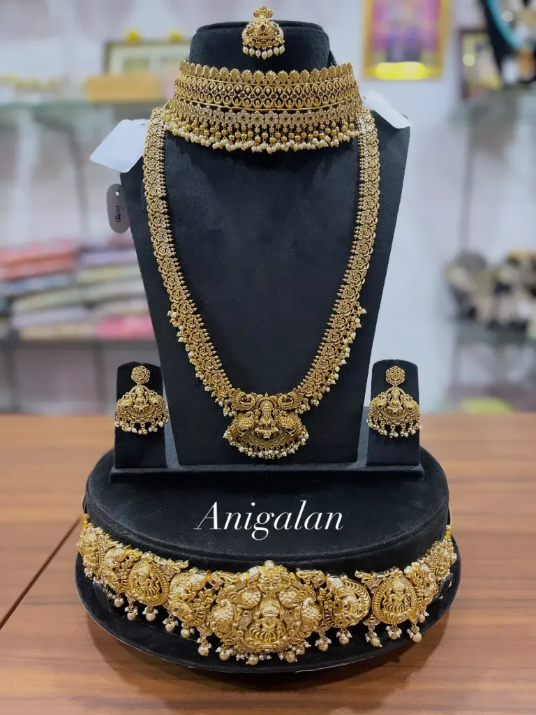 [BD Antique 84] Gold Finish Temple Long Haram With Choker