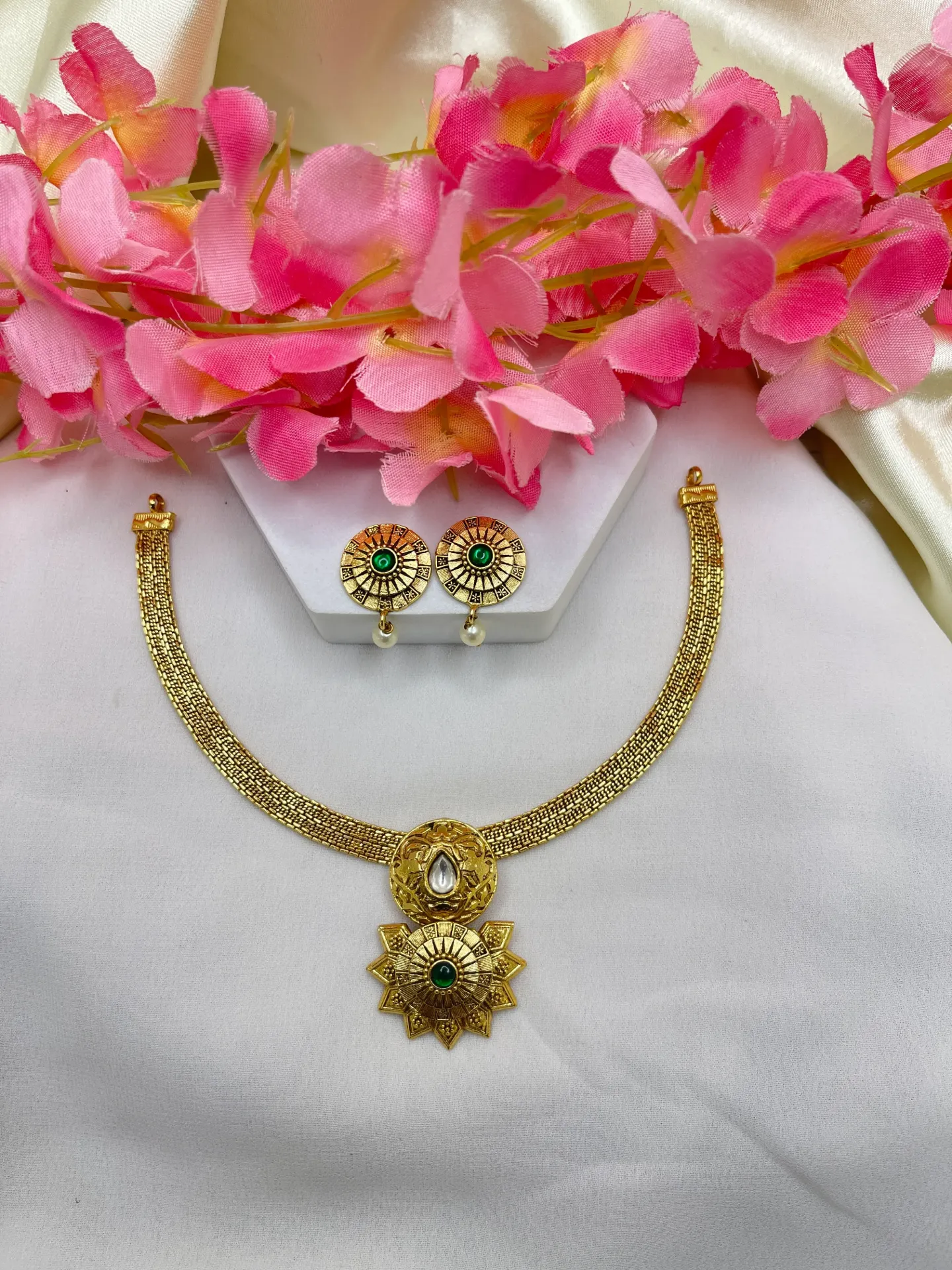 Premium Necklace With Earrings -N328