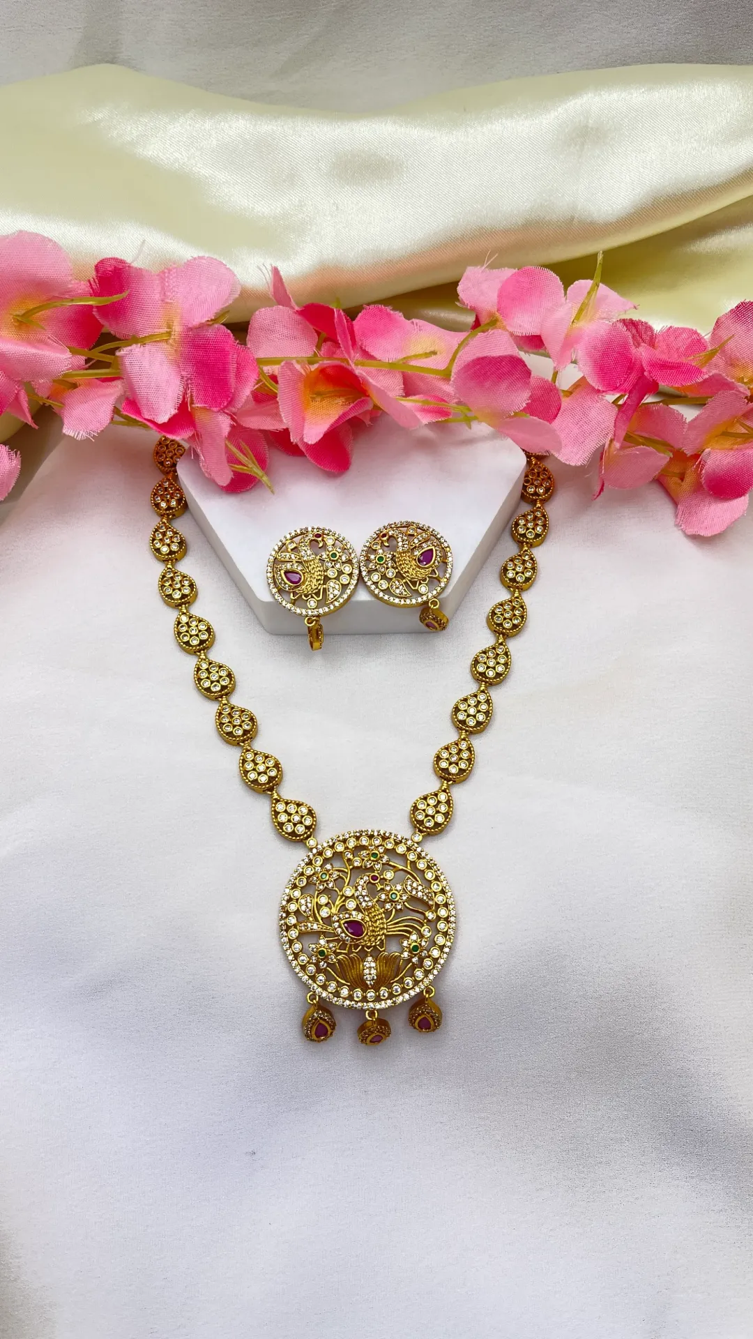 Peacock Design Necklace -N358