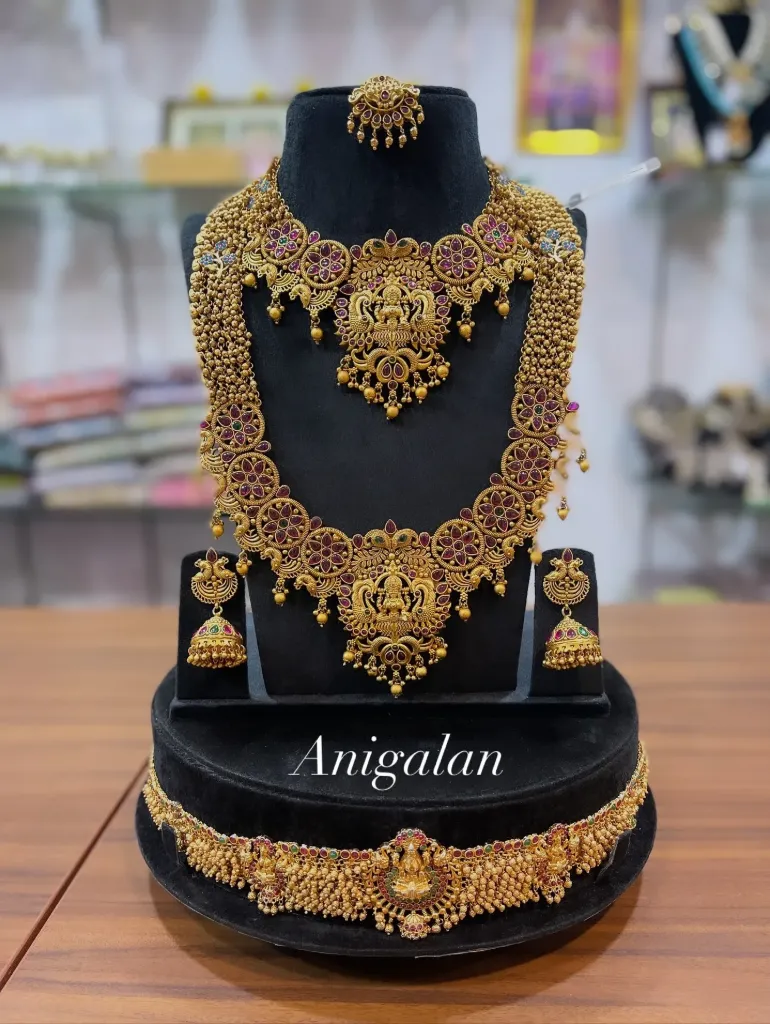 [BD Antique 97] Antique Floral-Peacock & Lakshmi Designed