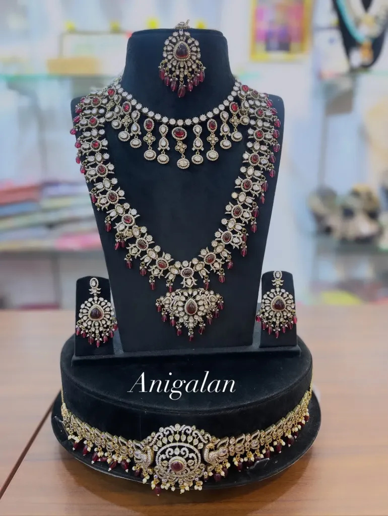 [ADBS018] Antique Ruby Beads Heritage Collection-  ADBS018