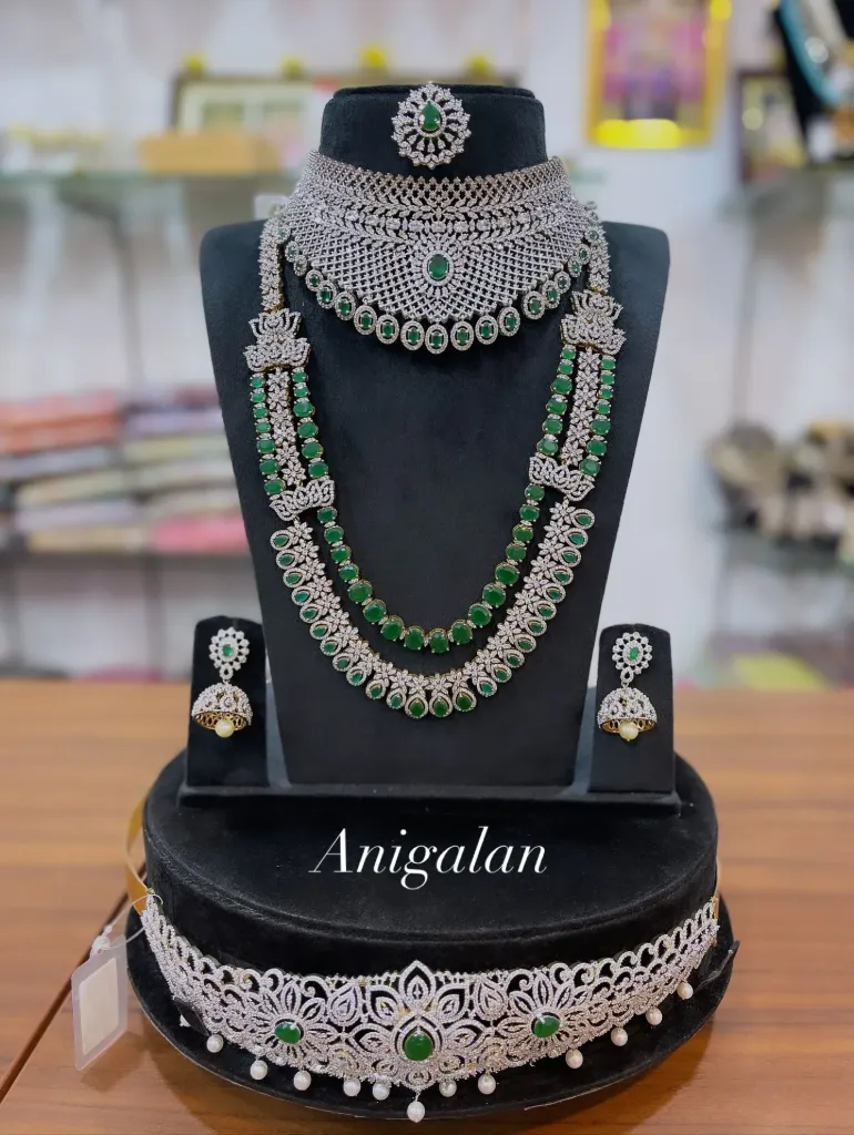 [ADBS029] Luxury White Stone Haram Set -  ADBS029