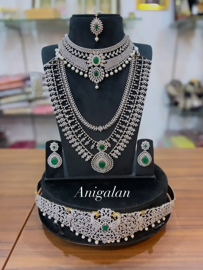 [ADBS030] Luxury Zirconia Bridal Set  -  ADBS030