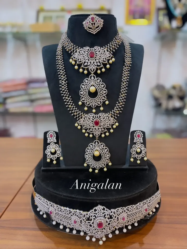 [ADBS032] Anigalan Emerald & AD Zircon Bridal Collection -  ADBS032