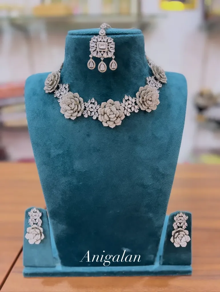 [CHK008] Full White Rose Choker Set-CHK008